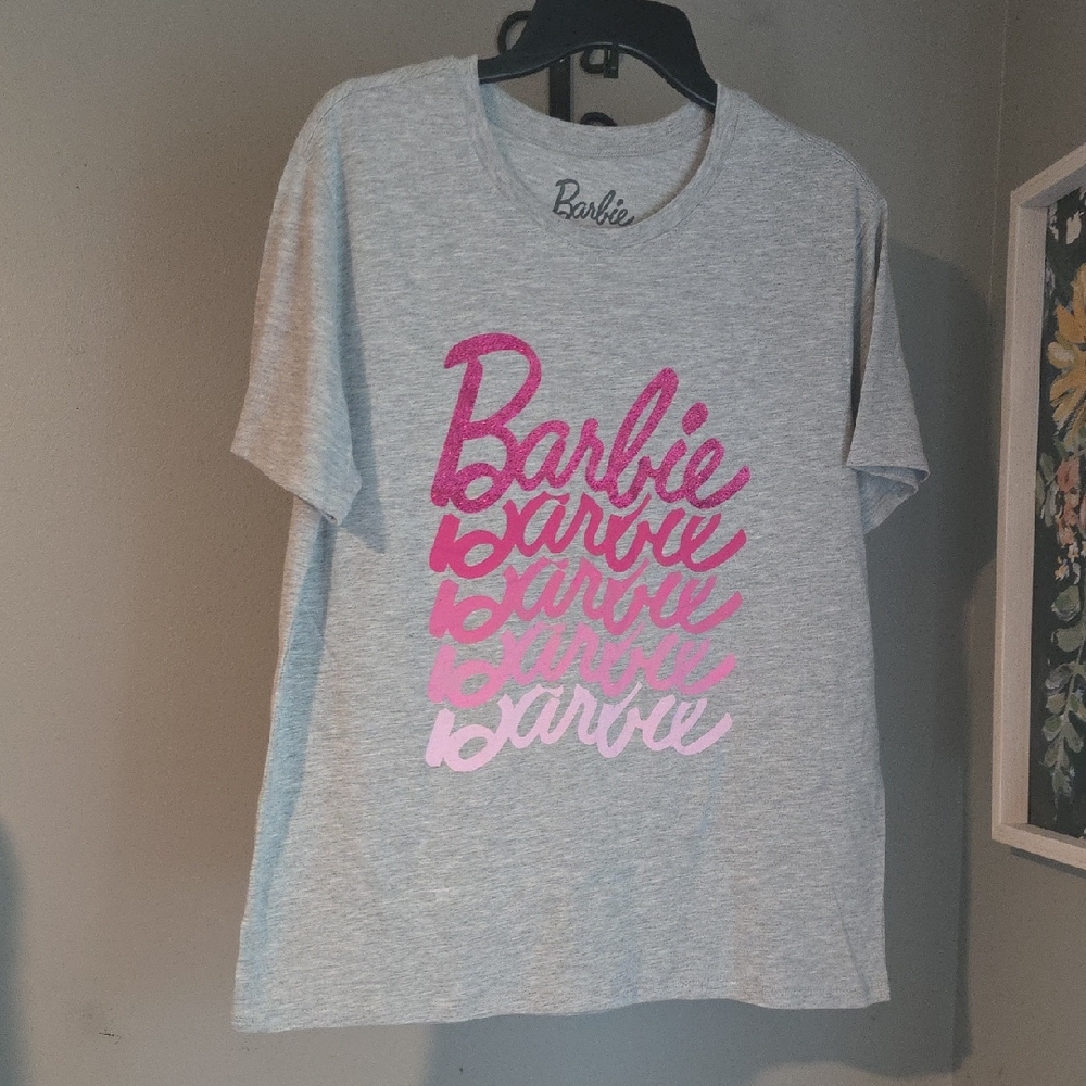 Barbie Gray and Pink Short Sleeve Tee NWOT Size Medium